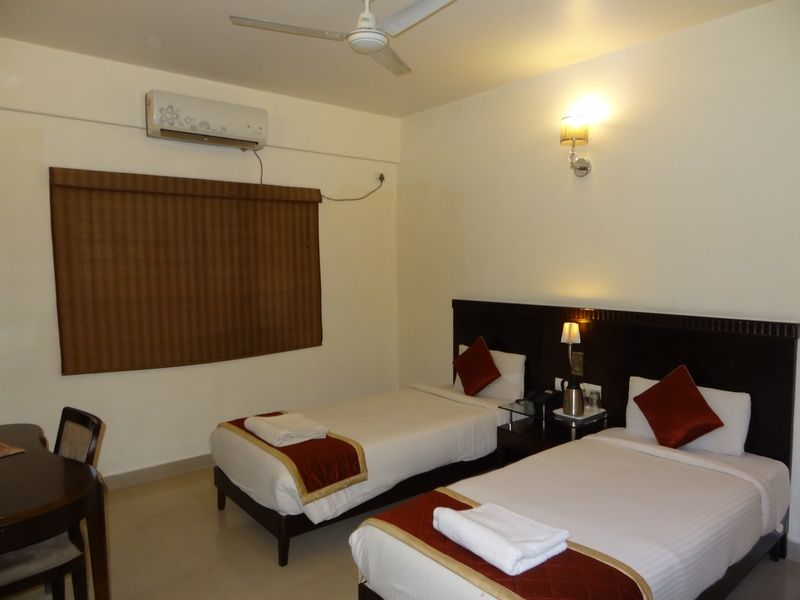 Hotel Amshi International Bangalore Exterior foto