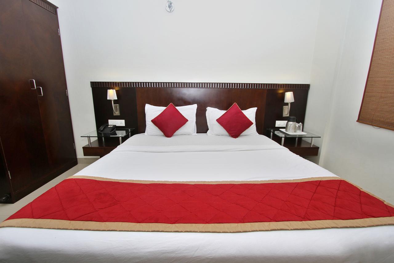 Hotel Amshi International Bangalore Exterior foto