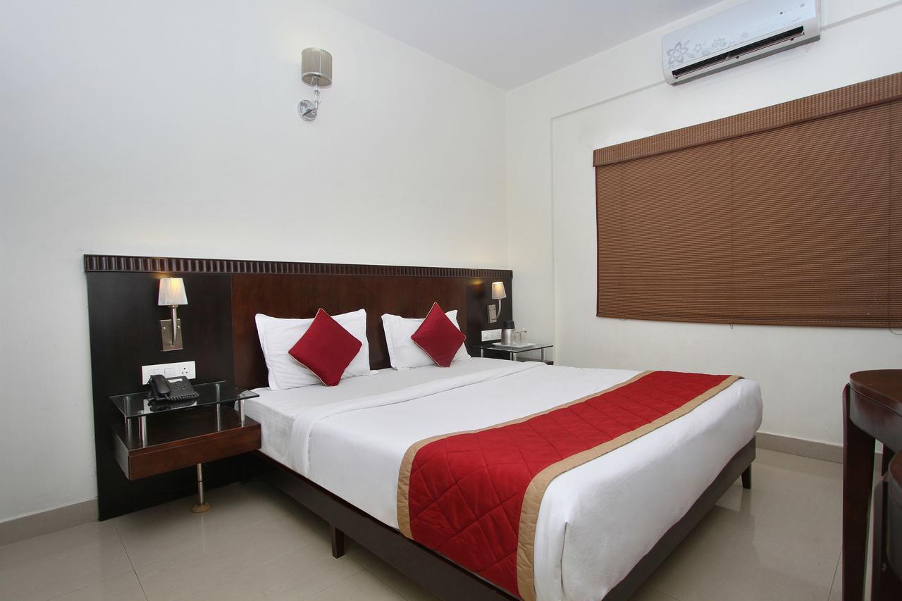Hotel Amshi International Bangalore Exterior foto